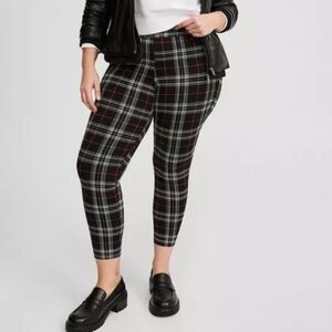 NEW Torrid Full-Length Legging in Midnight Plaid Size 4 NIP (NWT)